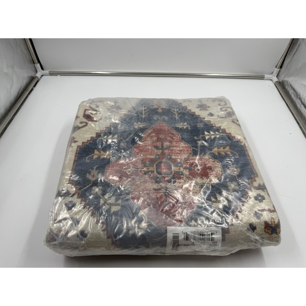 GLN Rugs Vintage Collection Machine Washable Area Rug Easy Clean 2'.6"x6'6" Red - Picture 3 of 9